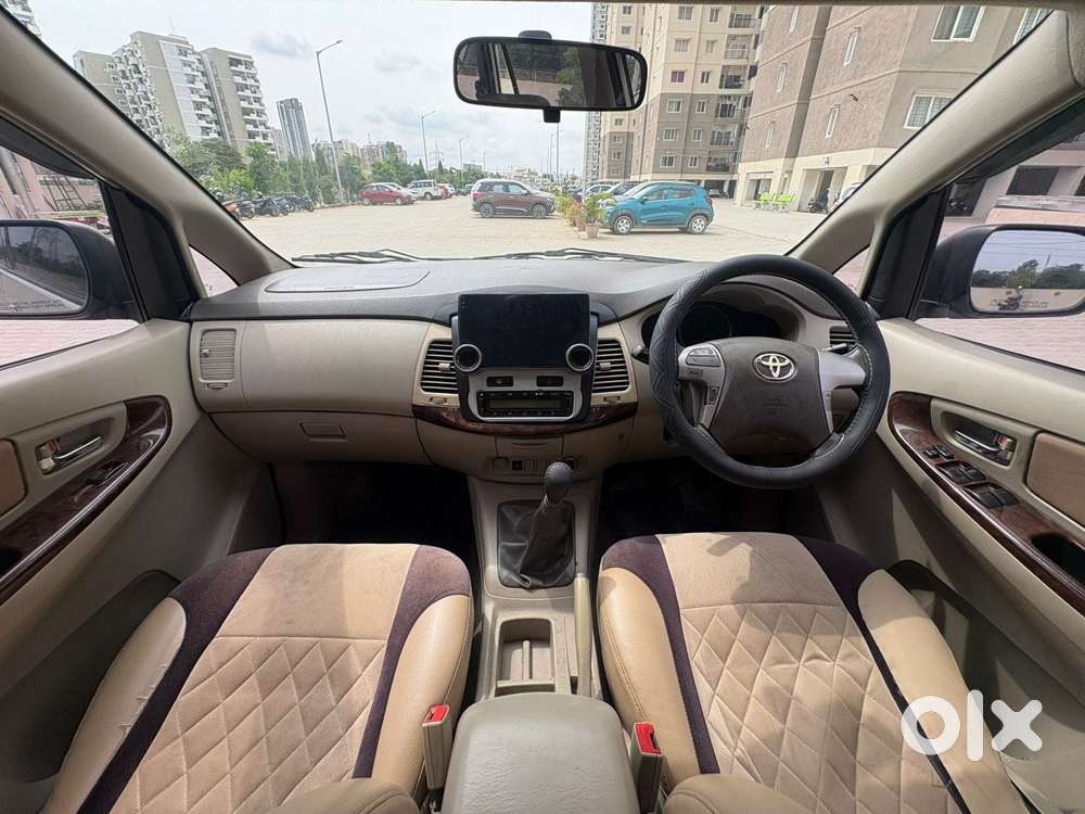 Toyota Innova 2.5 V 7 Str, 2012, Diesel