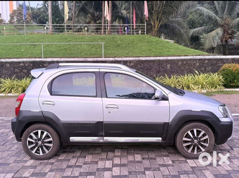 Toyota Etios Cross 1.2l G, 2014, Petrol