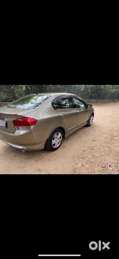 Honda City 2011  Well Maintained Exeellent Conddition Genunine Buyer