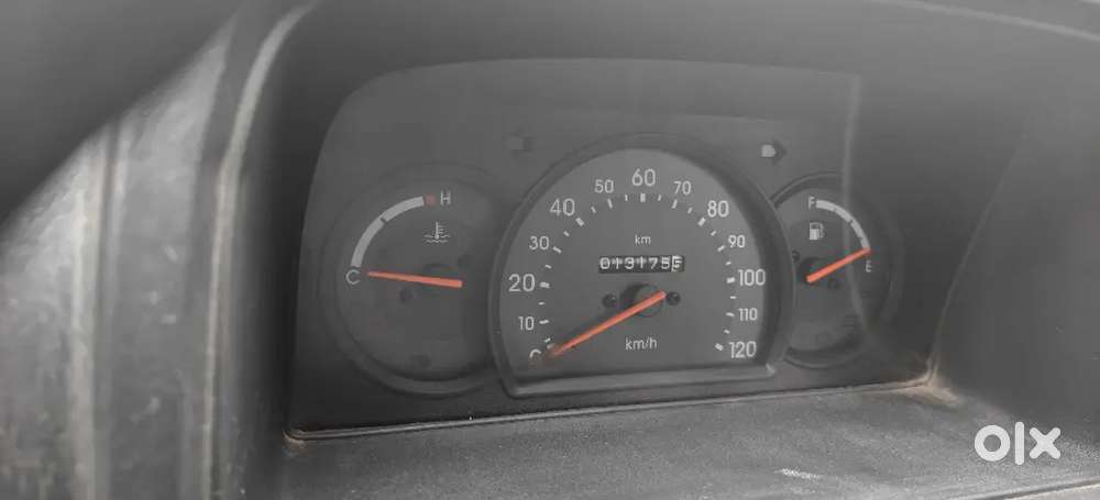 Maruti Omni 2004