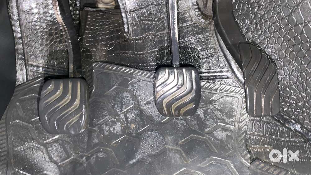 Renault Triber Rxt, 2022, Petrol