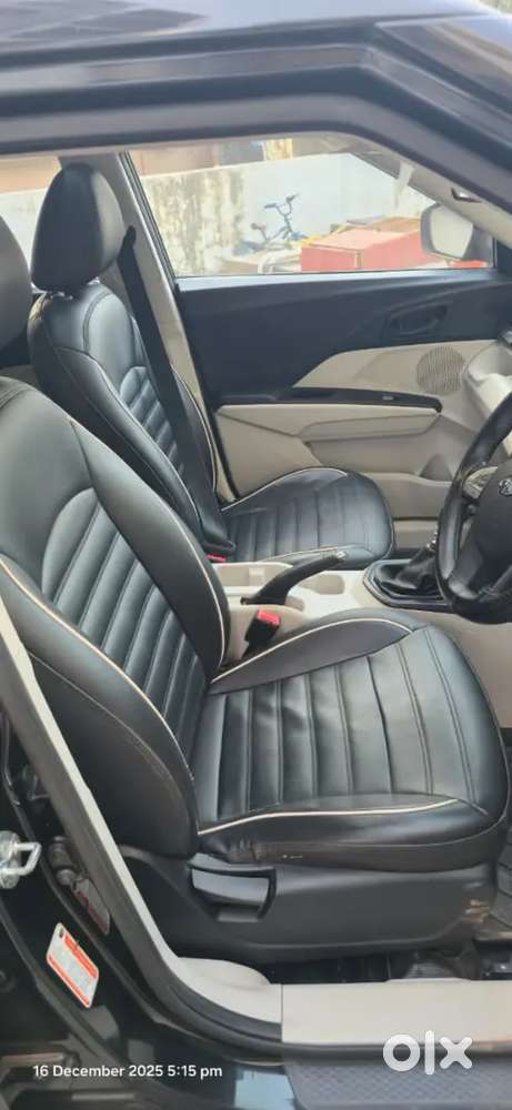 Mahindra Xuv300 2021