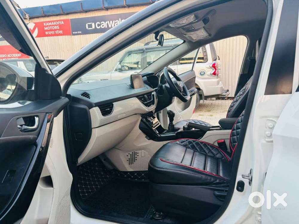 Tata Nexon 1.2 Revotron Xz Plus Premium, 2023, Petrol