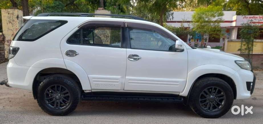 Toyota Fortuner 2011-2016 4x4 At, 2015, Diesel