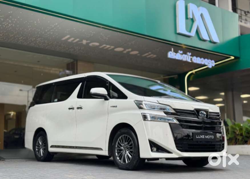 Toyota Vellfire Vip – Executive Lounge, 2022, Petrol