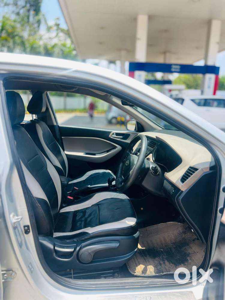 Hyundai Elite I20 Sportz (o) 1.2, 2015, Petrol