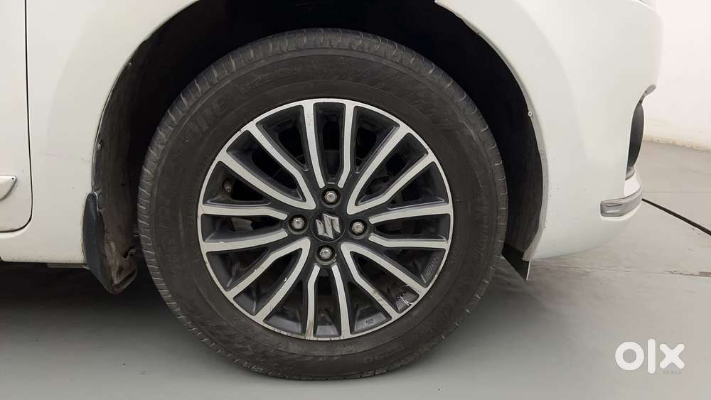 Maruti Suzuki Dzire 1.2 Zxi Plus Amt, 2017, Petrol