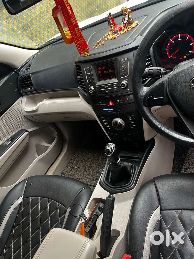 Mahindra Xuv300 Diesel 120000 Km Driven