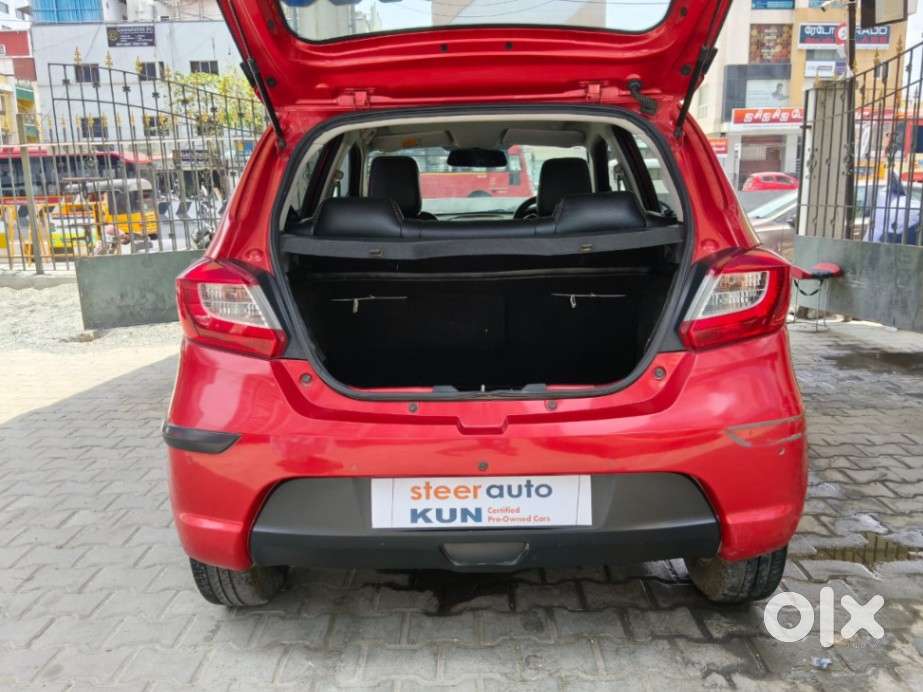 Tata Tiago Xz, 2017, Petrol