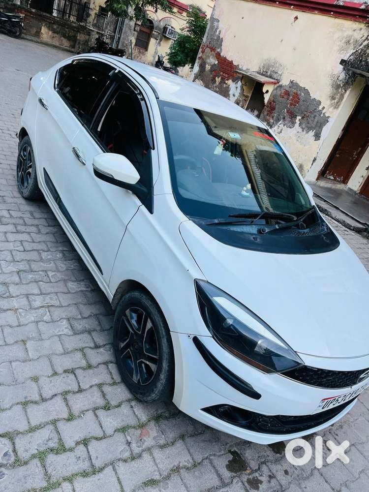 Tata Tigor Petrol 2018