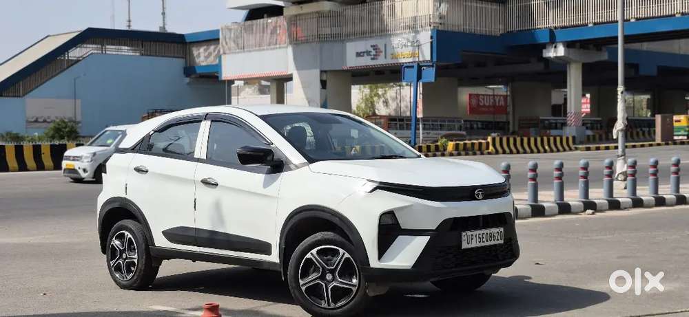 Tata Nexon 2024 Petrol Well Maintained