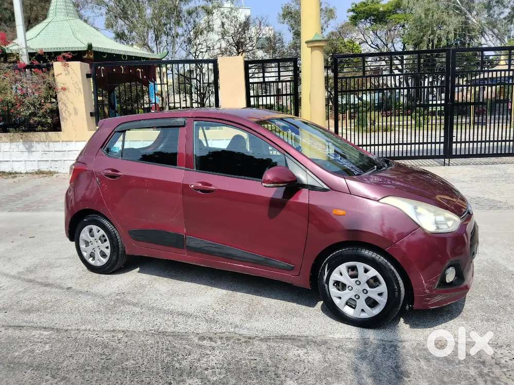 Hyundai Grand I10 2015 Diesel 80000 Km Driven