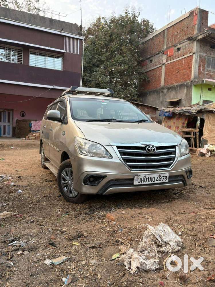 Toyota Innova 2011 Diesel Well Maintained