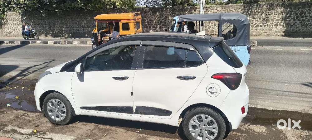 Grand  I10