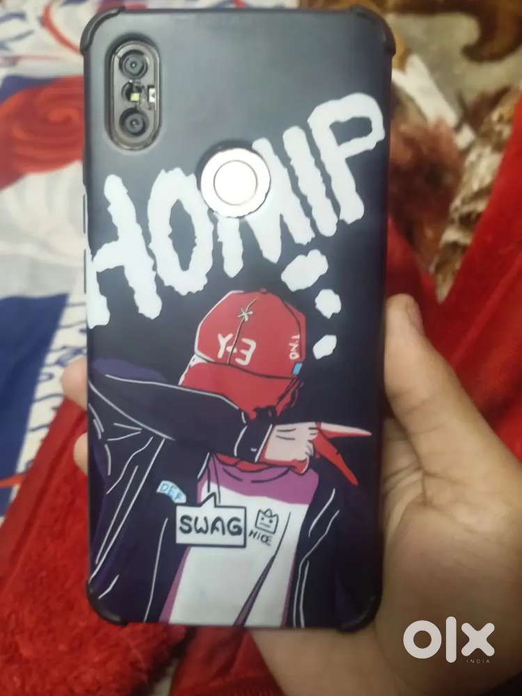 Display kharab hai button tuta hai power on ka Mobile Phones 1754485650