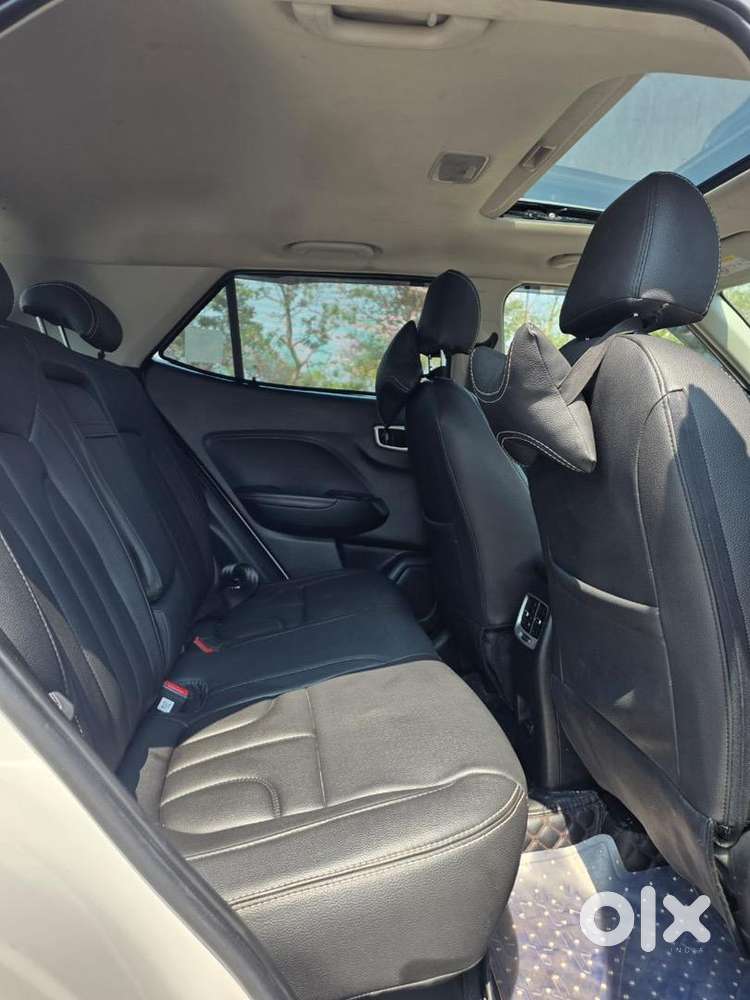 Hyundai Venue 2020 Diesel Well Maintained