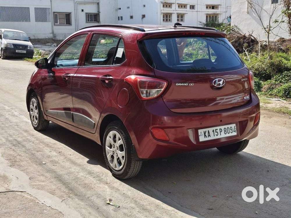 Hyundai Grand I10 2013-2016 Crdi Sportz, 2015, Petrol
