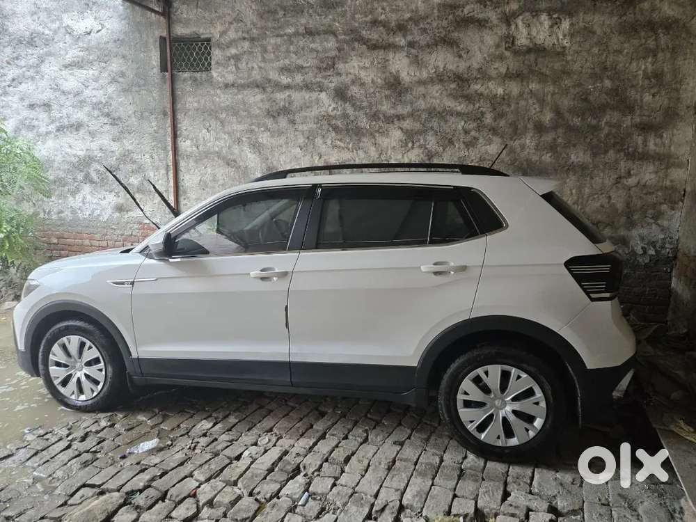 Volkswagen Taigun 2024 Petrol 17000 Km Driven