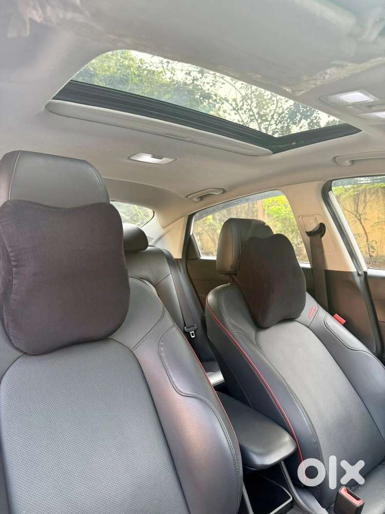 Hyundai Verna 1.5 Sx (o) Turbo Petrol Dct, 2024, Petrol