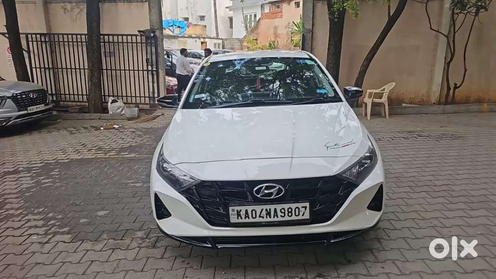 Hyundai I20 Asta (o) 1.2 Ivt, 2022, Petrol