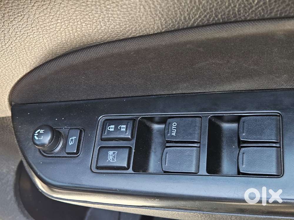 Maruti Suzuki Swift Vxi, 2015, Petrol