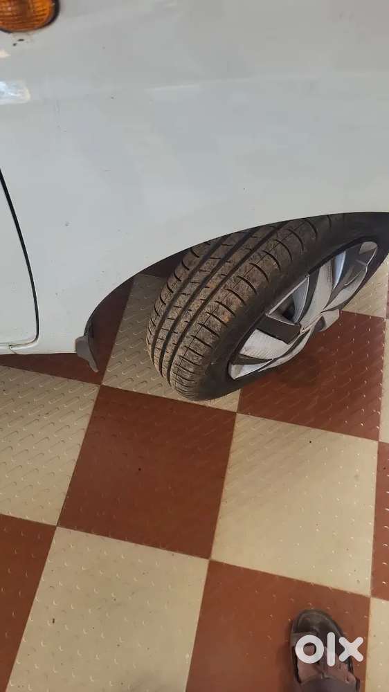 Hyundai Eon 2017 Petrol 51000 Km Driven  4new Tyre
