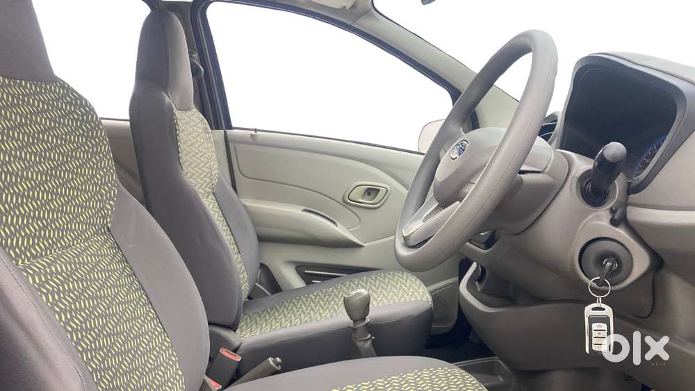 Datsun Redigo T Option, 2016, Petrol