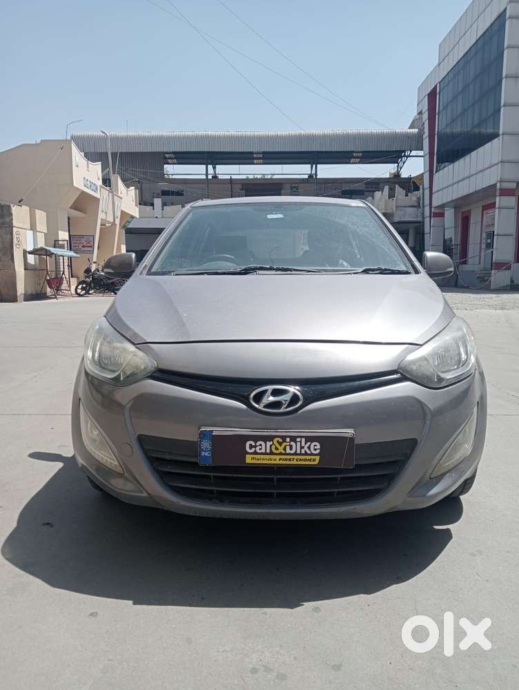 Hyundai I20 Sportz 1.2 Bs-iv, 2014, Petrol