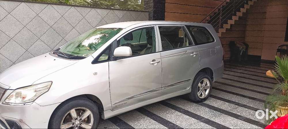 Toyota Innova Hycross 2014 Diesel