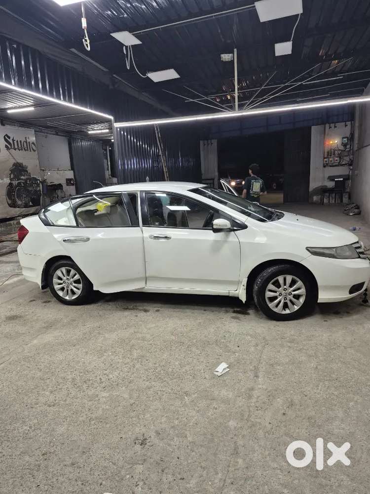 Honda City Zx 2012 Cng & Hybrids 99750 Km Driven