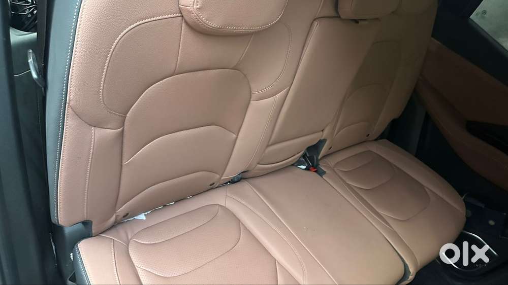 Mg Hector Plus Sharp Pro Cvt (2023) - Great Condition