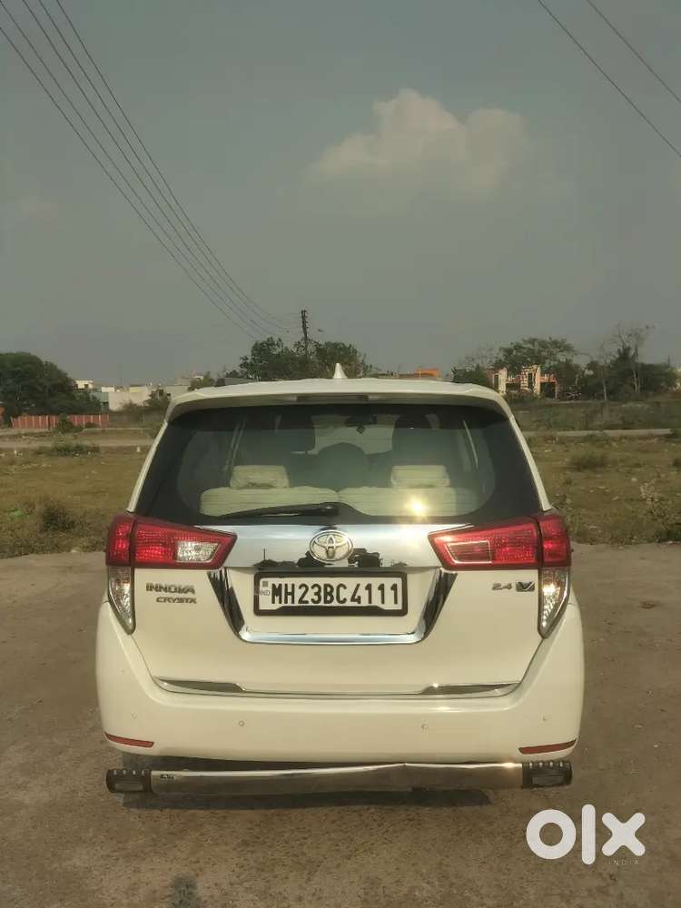 Toyota Innova Crysta 2.4v Best Condition Crysta 149000