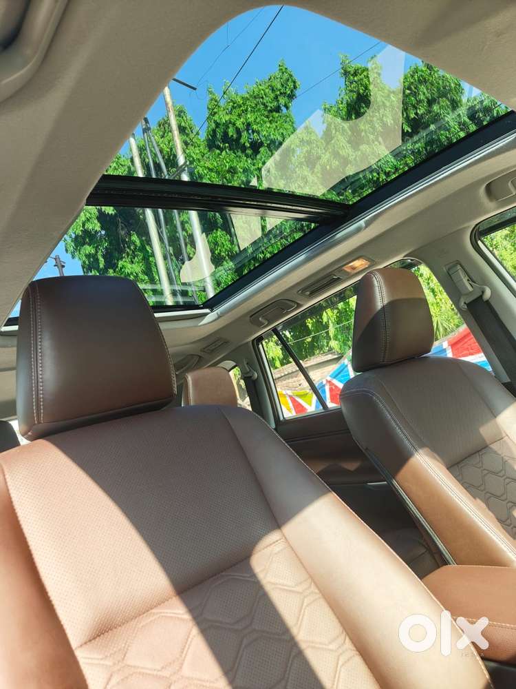 Toyota Innova Hycross 2.0 Zx Hybrid 7 Str, 2024, Petrol