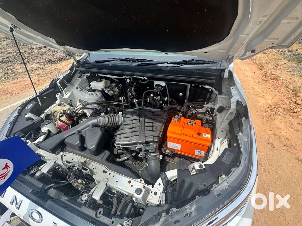 Toyota Innova Hycross 2023