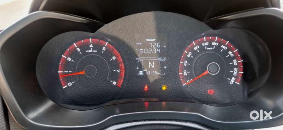 Mahindra Xuv300 W6, 2023, Petrol