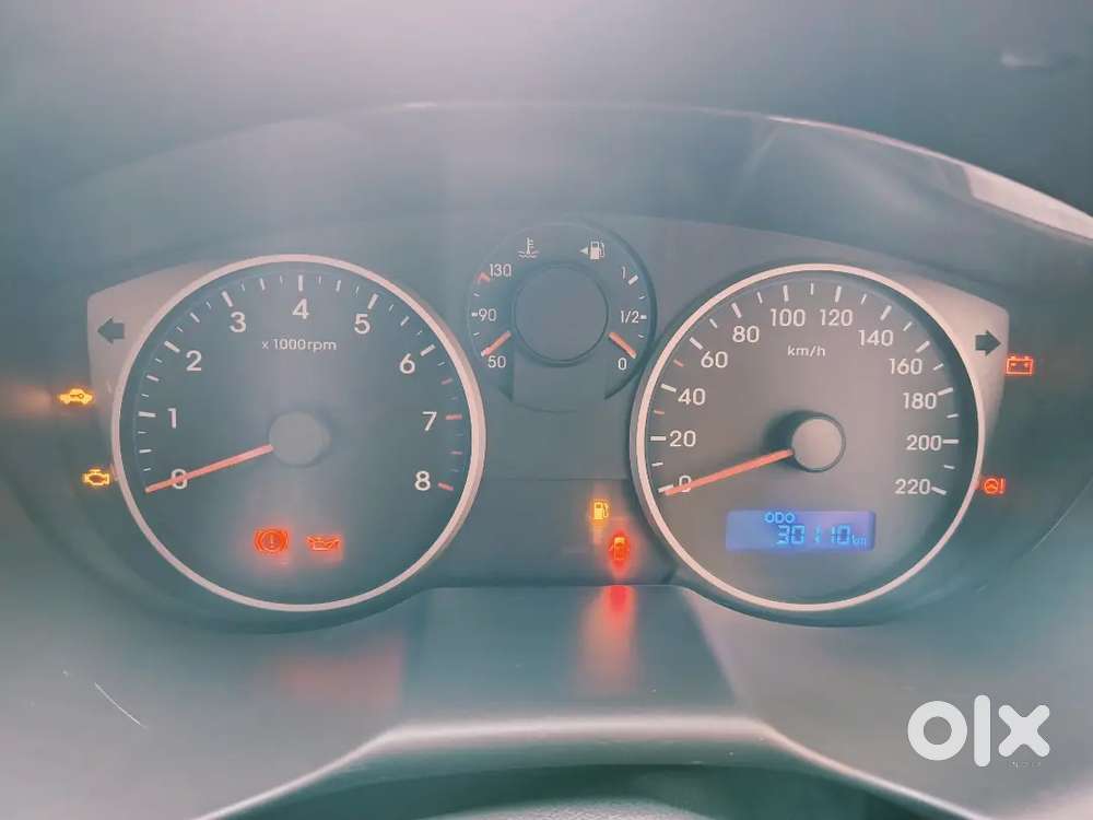 Hyundai I20 2013 Petrol 30000 Km Driven