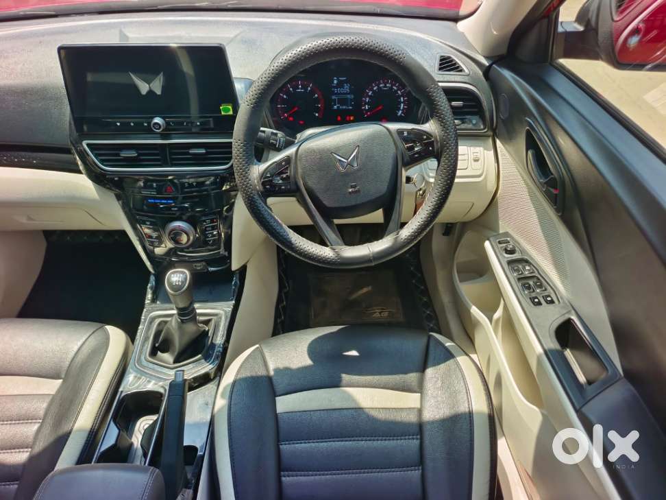 Mahindra Xuv 3xo Mx3, 2024, Petrol