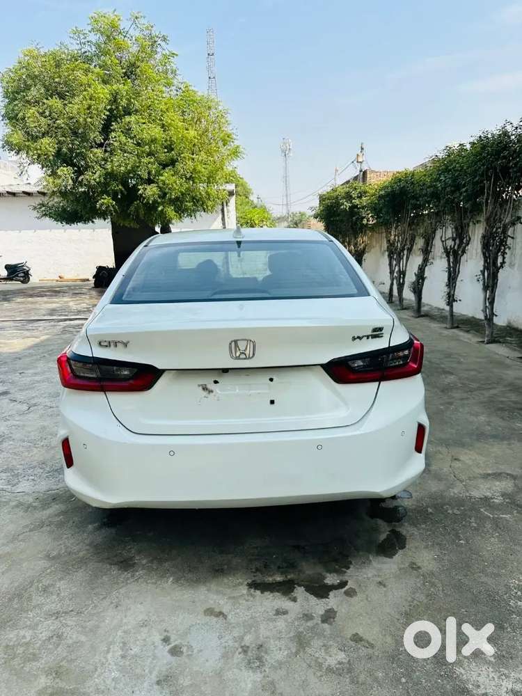 Honda City Zx 2021 Petrol 80000 Km Driven