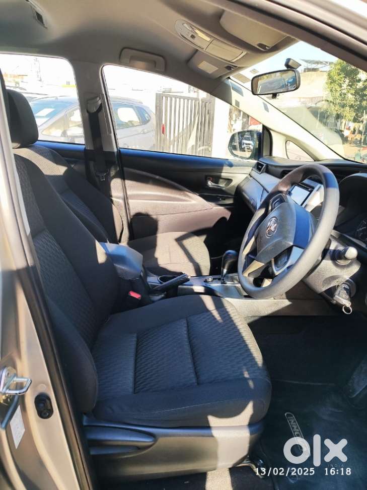 Toyota Innova Crysta