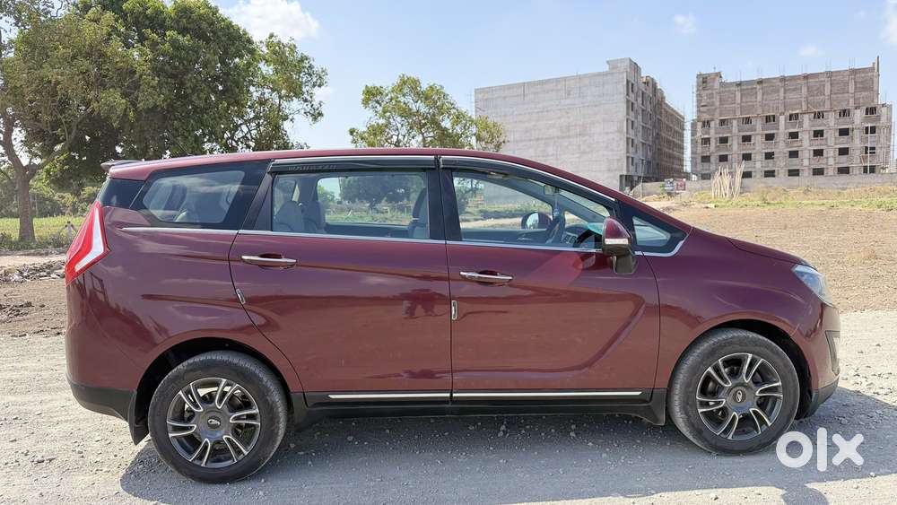 Mahindra Marazzo M8, 2019, Diesel