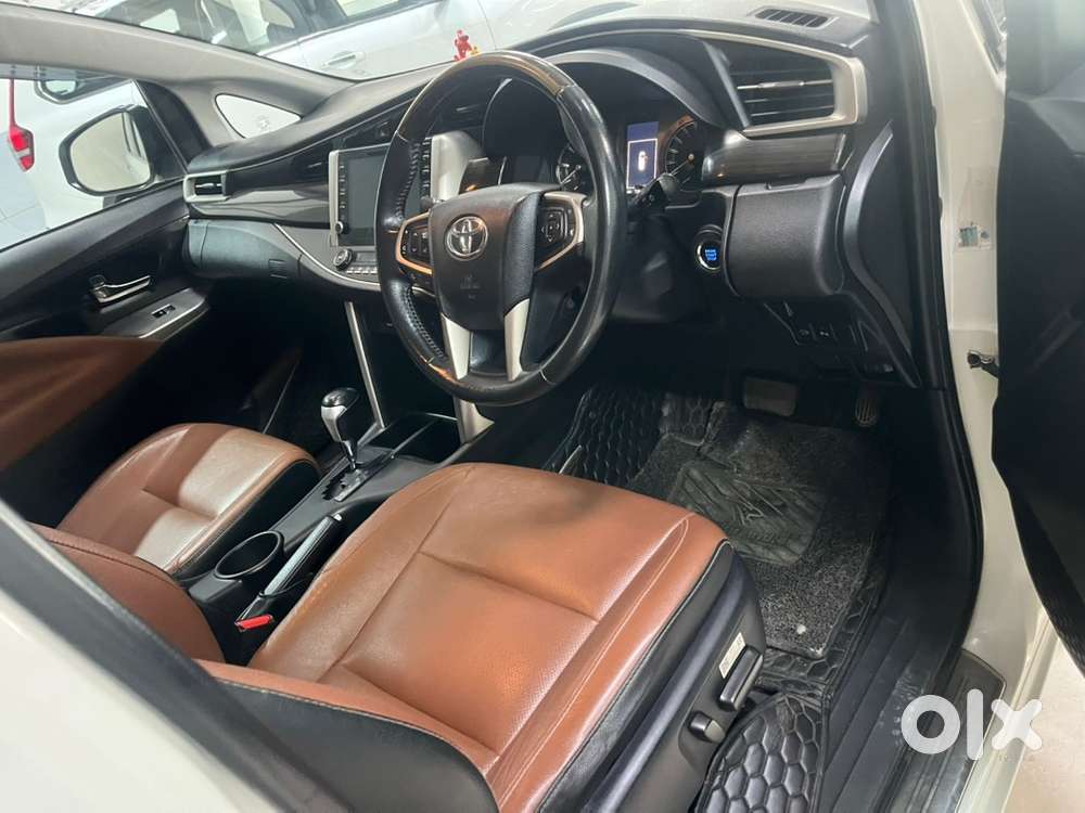Toyota Innova Crysta 2022