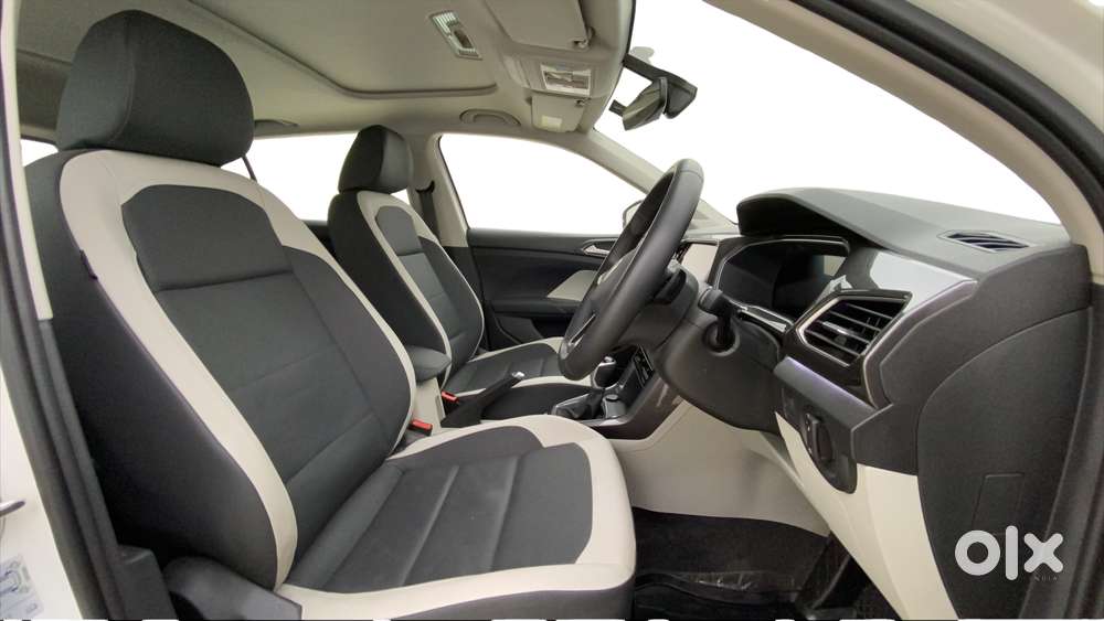 Volkswagen Taigun 1.0 Tsi Topline At, 2025, Petrol