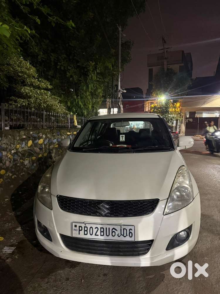 Maruti Swift Petrol Manual 2012