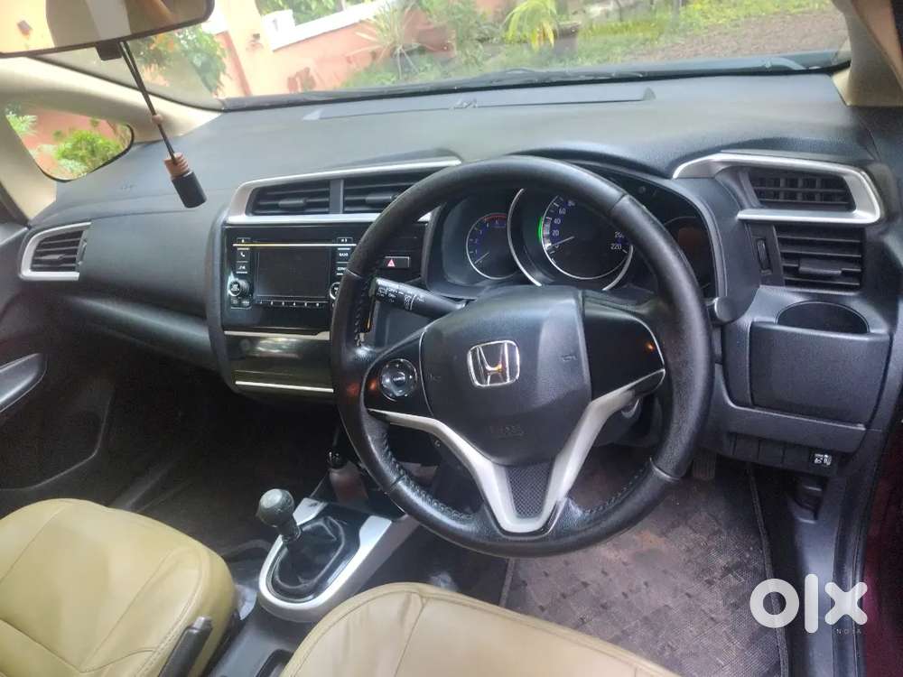 Honda Jazz 1.5 2018 Variant