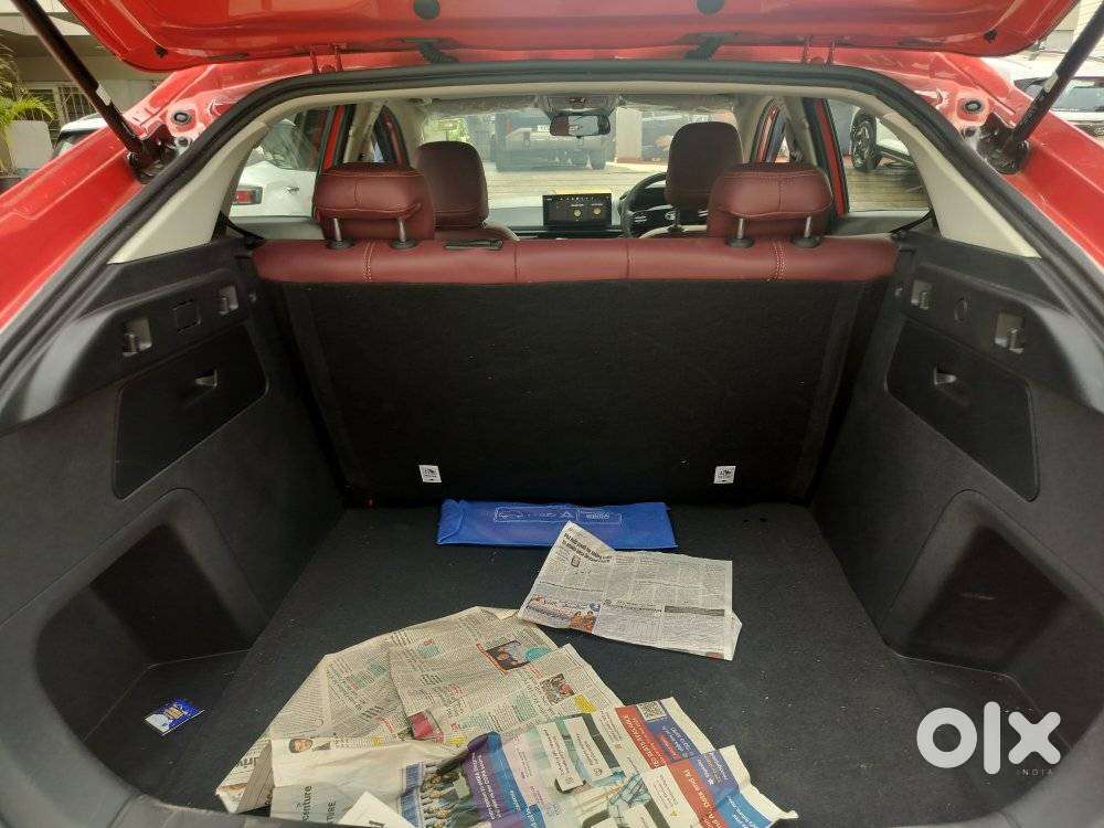 Tata Curvv Crtv Amt, 2024, Petrol