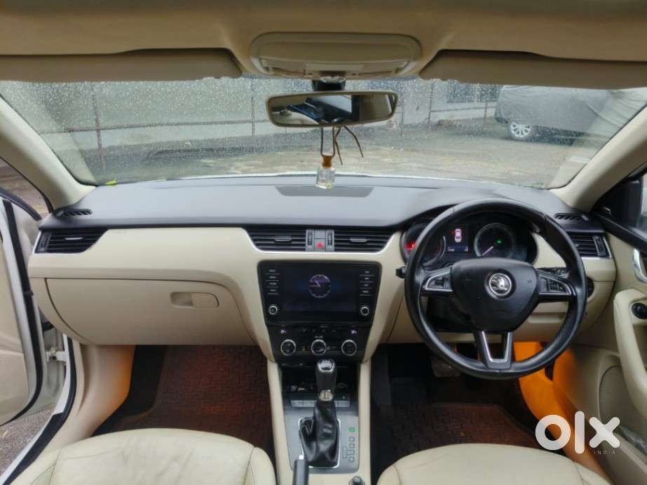 Skoda Octavia 1.8 Tsi At L K, 2018, Petrol