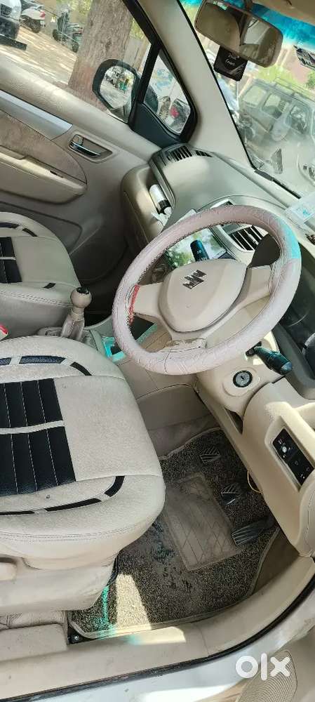 Maruti Suzuki Ertiga 2015 Cng & Hybrids 78850 Km Driven,lovato Cng Kit