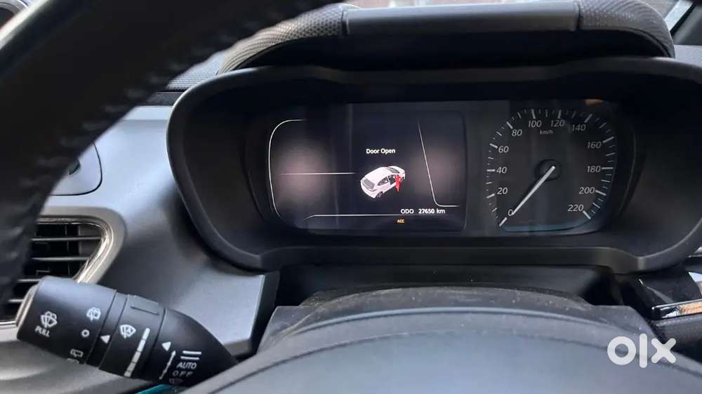 Tata Altroz Xz Petrol Dark Edition – Single Owner  Excellent Conditiom
