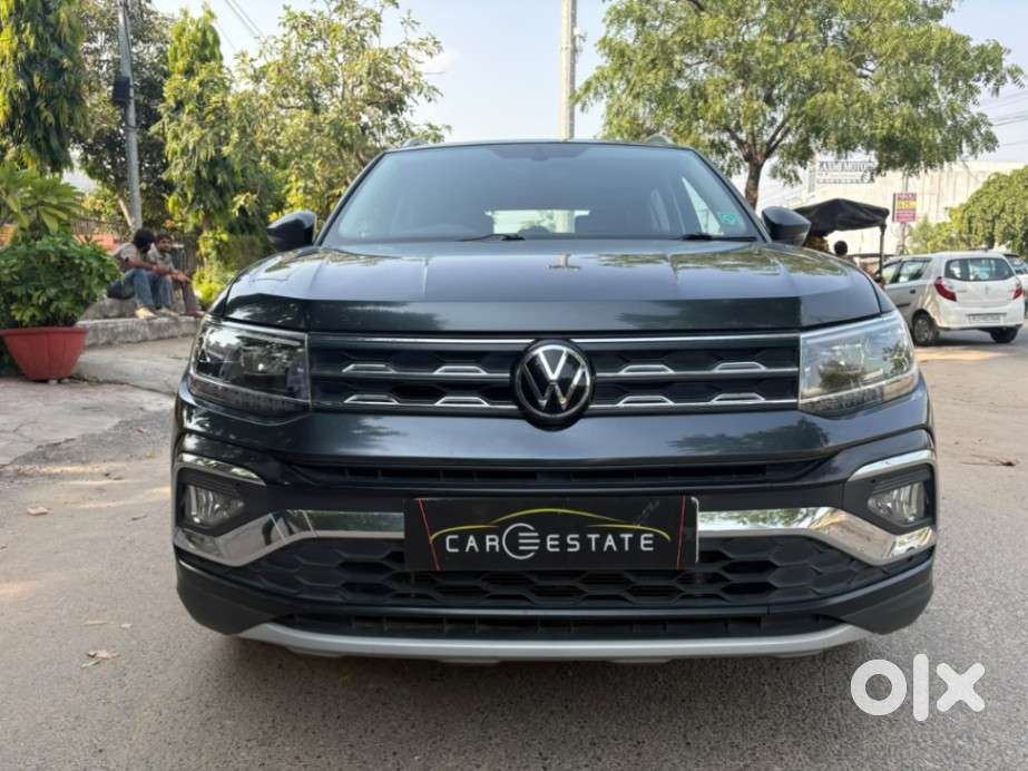 Volkswagen Taigun 1.0 Tsi Topline At, 2023, Petrol