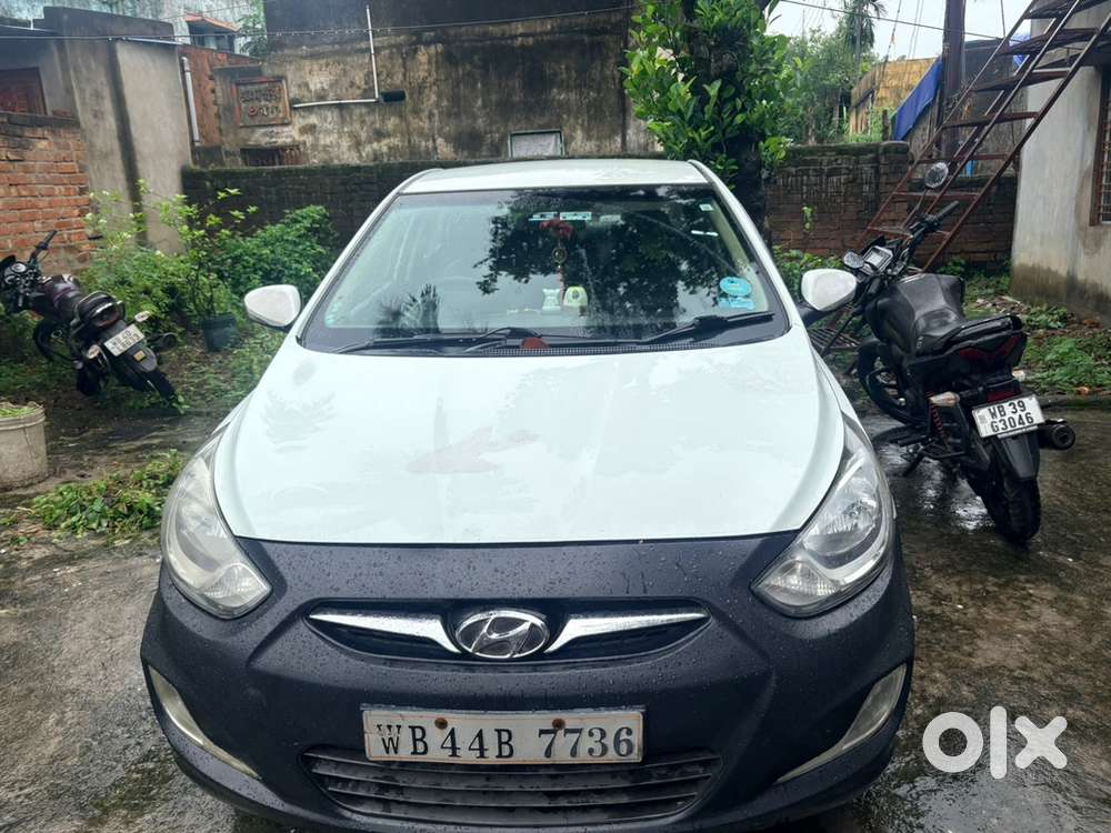 Hyundai Fluidic Verna 2011